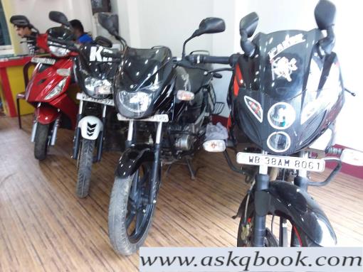 suman bajaj auto